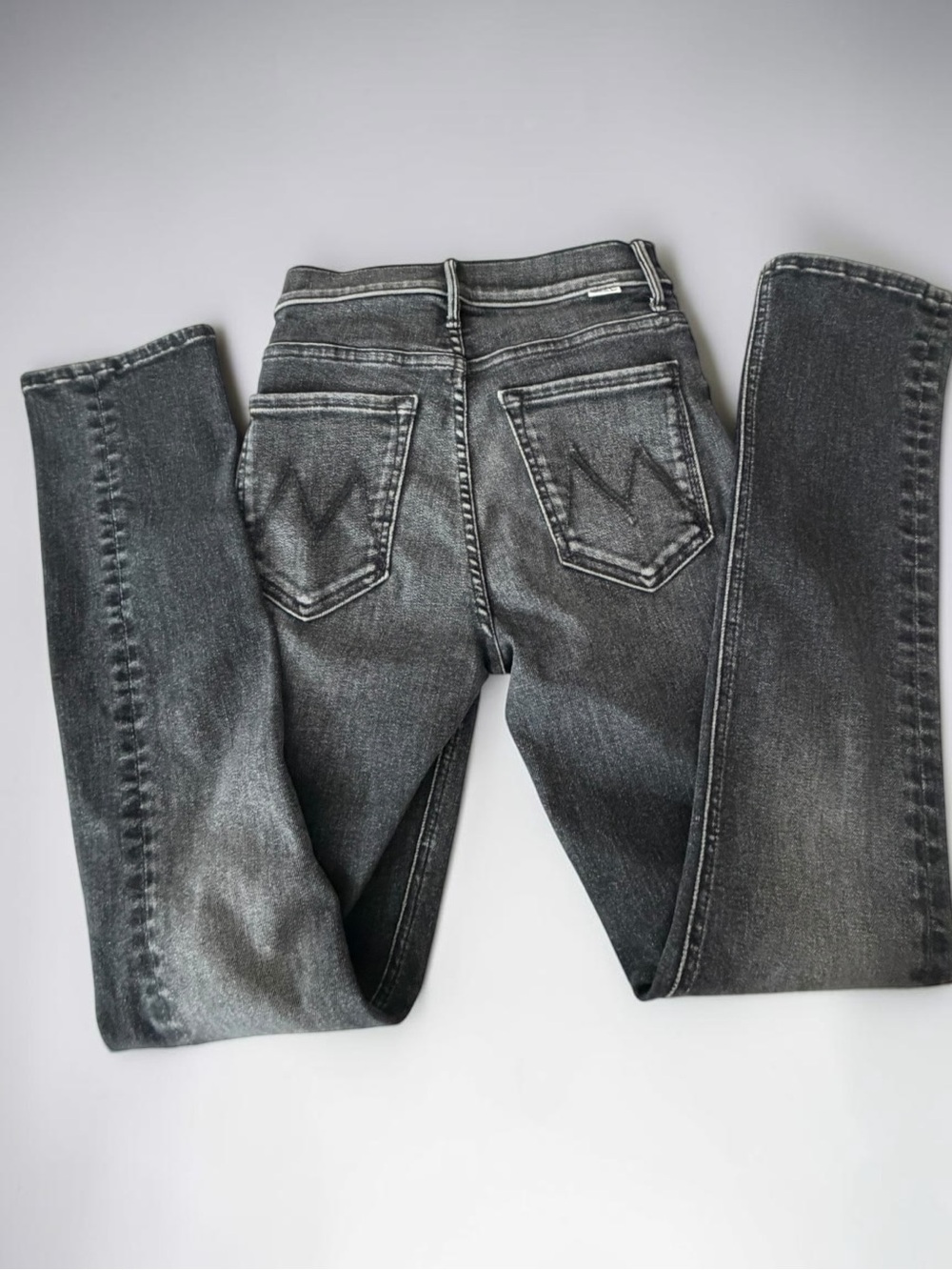 MOTHER The Mid Rise Dazzler Jeans The Night Is watching  Size 25 Washed Black* - Picture 15 of 16